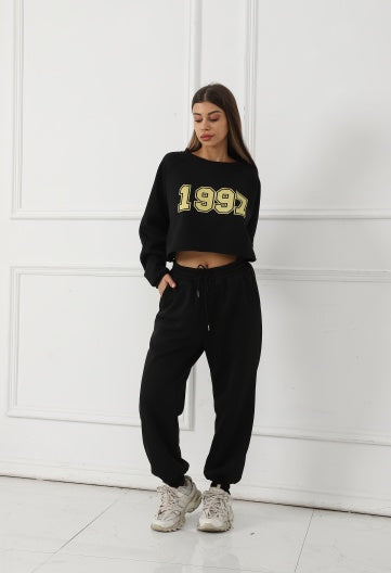 Women's Long Sleeve Sweater and Sweatpants Set