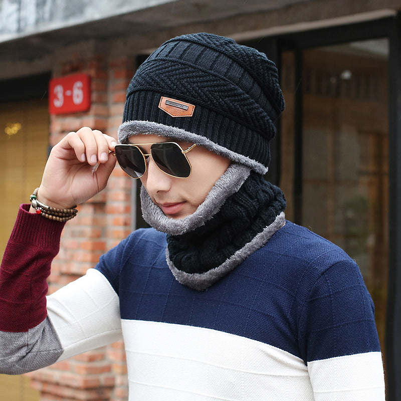 Men's Knitted Wool Beanie with Bib